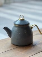 Pava enlosada gris con detalles dorados – 2,8 litros - Image 2