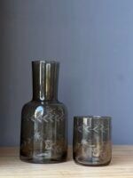 Jarra de Agua de Noche con Vaso – Color Gris