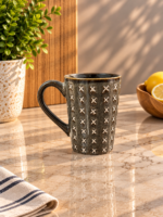 Taza Cónica de Cerámica Gris con Líneas - Imagen 2